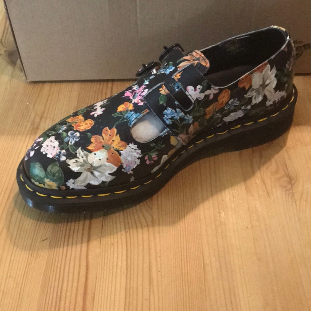 Dr. Marten Darcy Floral  Loafer